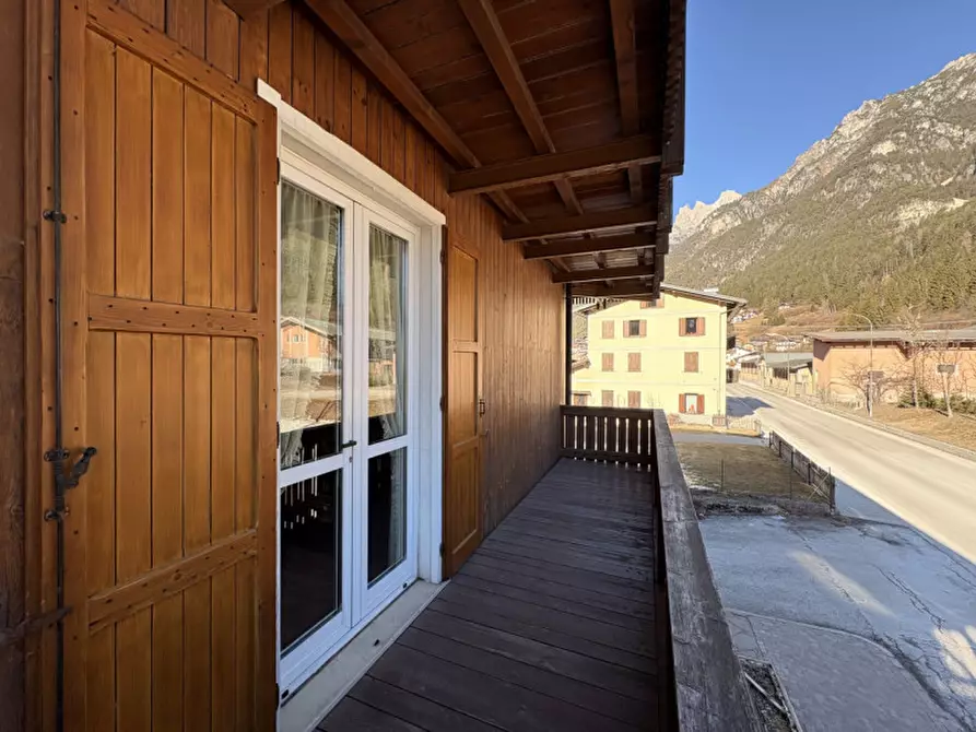 Immagine 8 di Appartamento in vendita  in Via Alpini a Auronzo Di Cadore