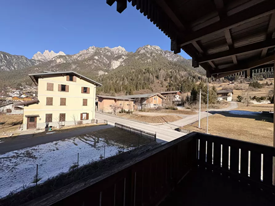 Immagine 13 di Appartamento in vendita  in Via Alpini a Auronzo Di Cadore