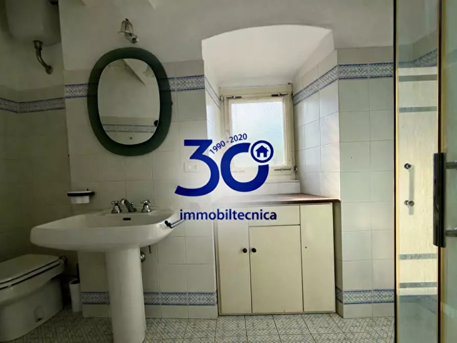 Immagine 18 di Appartamento in affitto  in Via Mazzini a Arezzo