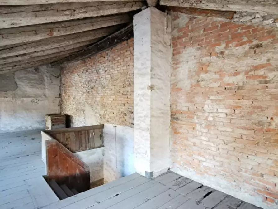Immagine 9 di Rustico / casale in vendita  in Via Vittorio Emanuele a Teglio Veneto