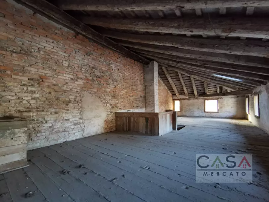 Immagine 10 di Rustico / casale in vendita  in Via Vittorio Emanuele a Teglio Veneto