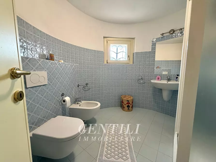 Immagine 11 di Villa in vendita  in Via del Tiglio a Arzachena