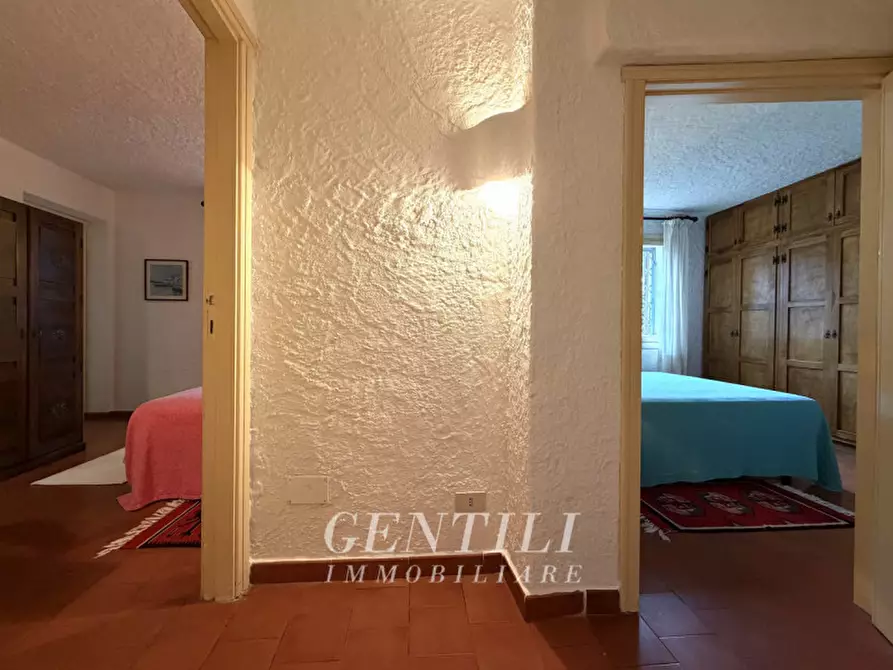 Immagine 13 di Villa in vendita  in Via del Tiglio a Arzachena