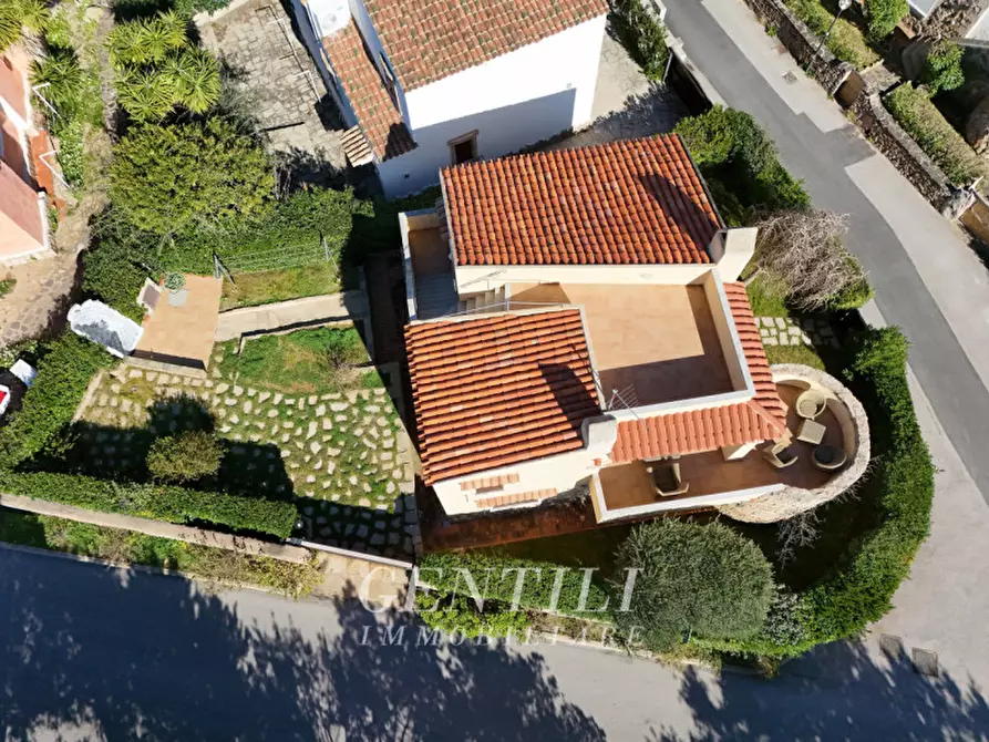 Immagine 37 di Villa in vendita  in Via del Tiglio a Arzachena