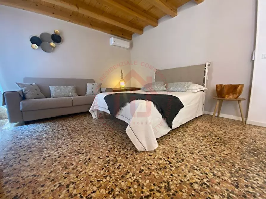 Immagine 8 di Loft/Open space in vendita  a Bassano Del Grappa