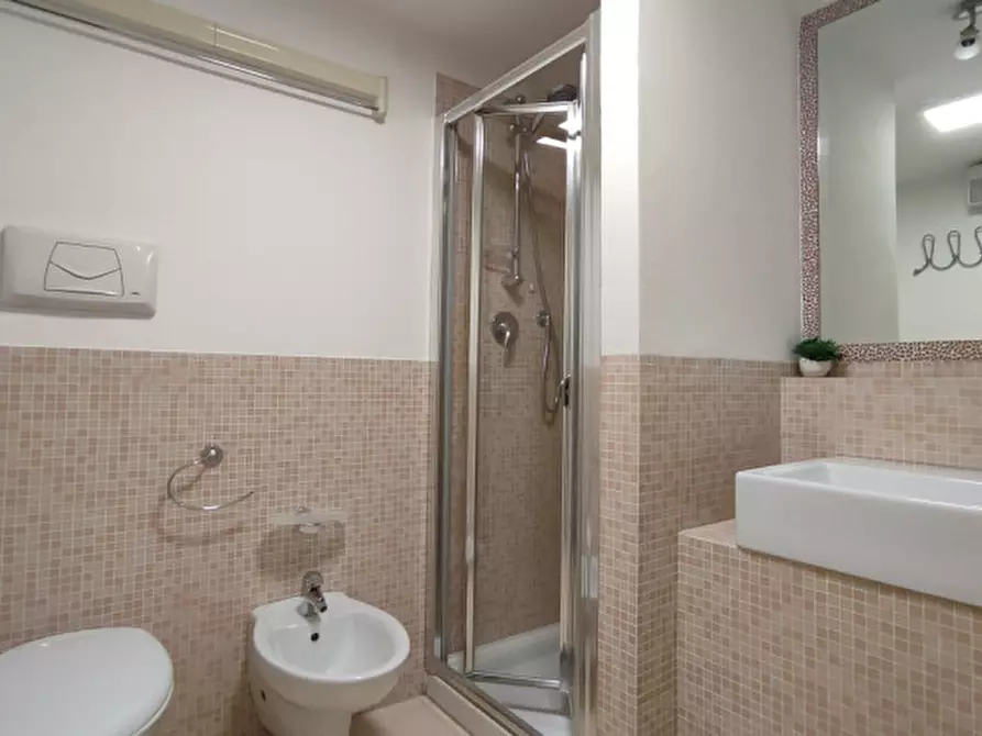 Immagine 24 di Loft/Open space in vendita  in Vicolo Bonamigo a Bassano Del Grappa