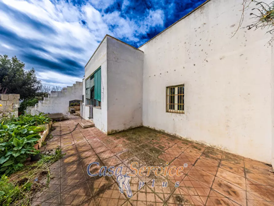 Immagine 14 di Casa indipendente in vendita  in Via Costa a Taviano