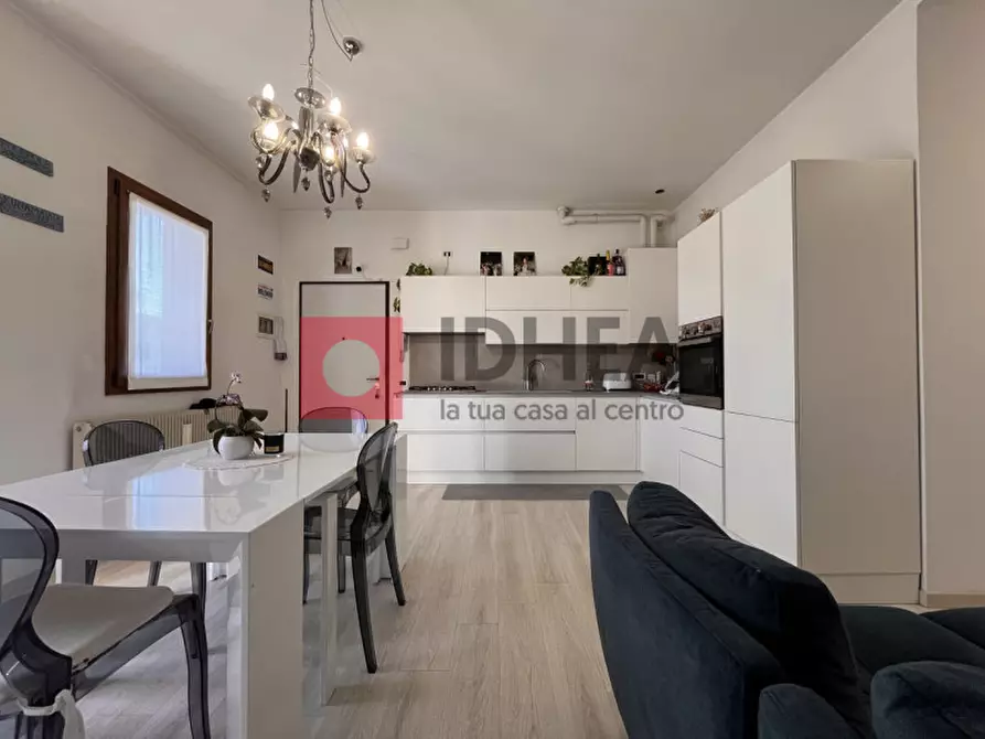 Immagine 2 di Appartamento in vendita  in Via Pasubio a Villorba