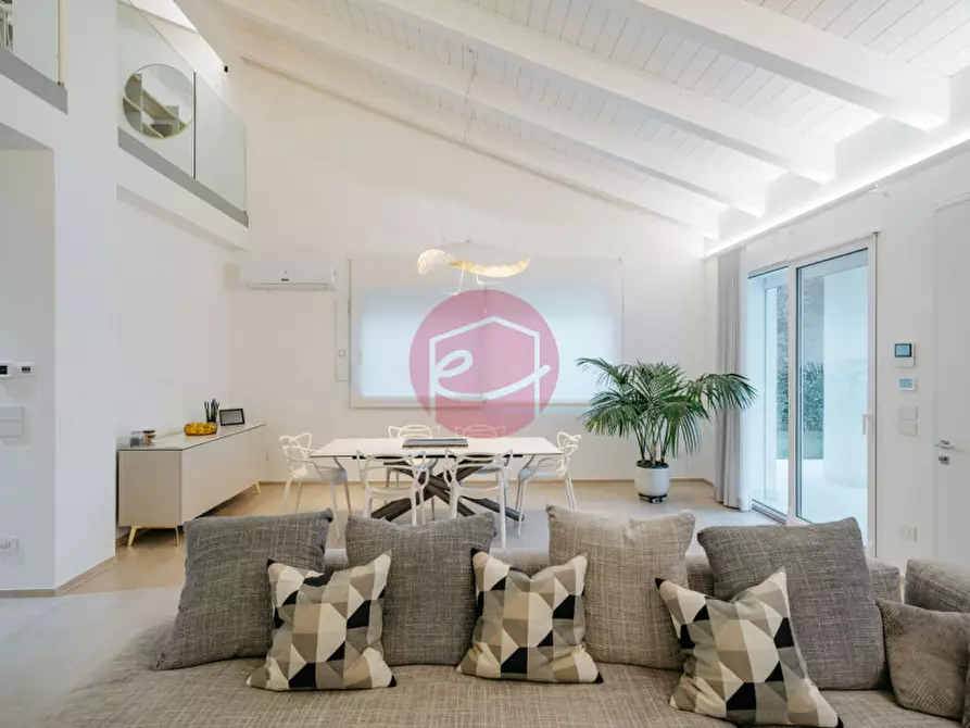 Immagine 12 di Villa in vendita  in Via Marino Della Pasqua a Santarcangelo Di Romagna