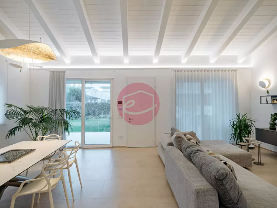 Immagine 13 di Villa in vendita  in Via Marino Della Pasqua a Santarcangelo Di Romagna