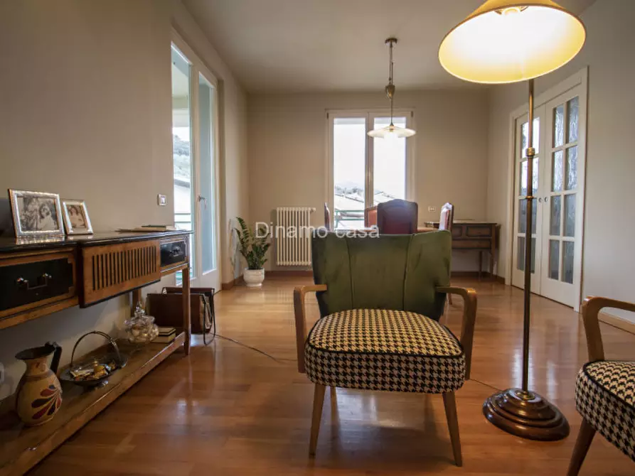 Immagine 18 di Appartamento in vendita  in Via Indipendenza a Montemurlo