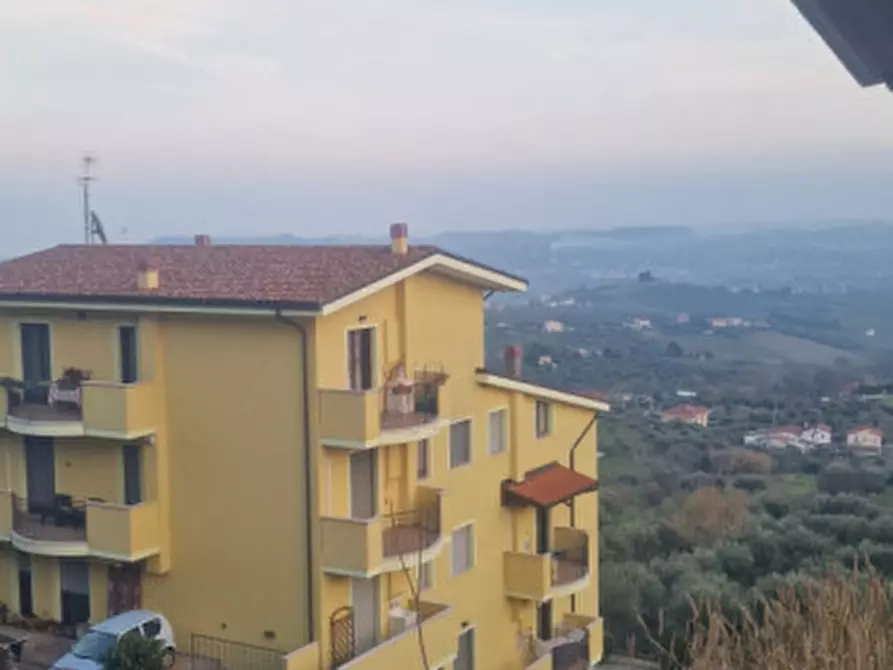 Immagine 1 di Appartamento in vendita  in via acquacorrente a Città Sant'angelo