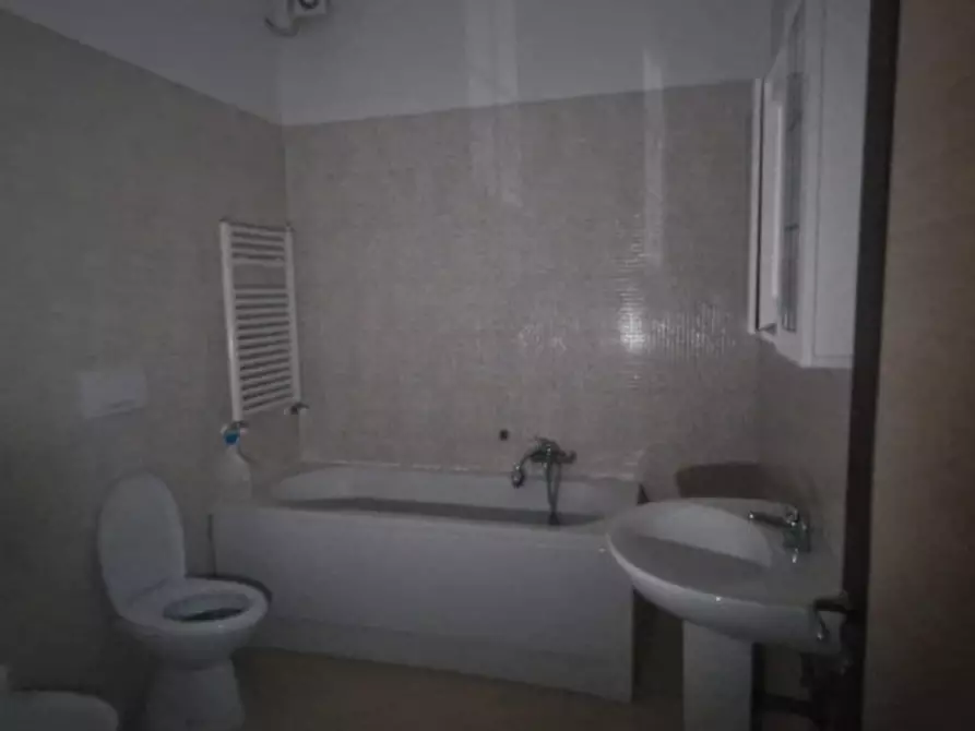 Immagine 7 di Appartamento in vendita  in via acquacorrente a Città Sant'angelo