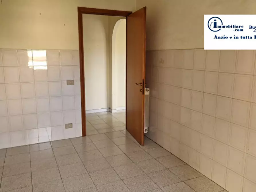 Immagine 9 di Appartamento in vendita  in Via Santa Lucia Filippini a Nettuno