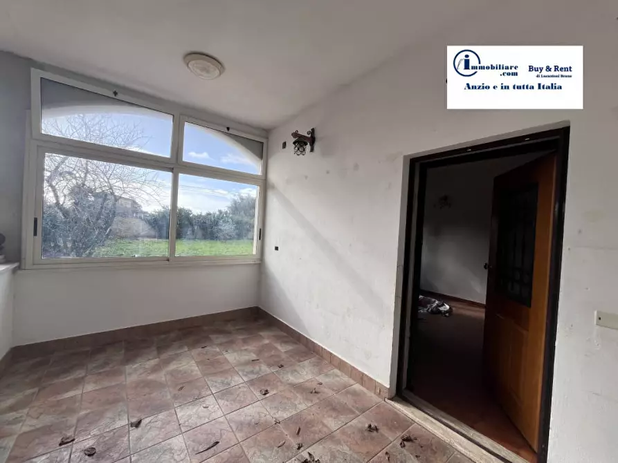 Immagine 5 di Casa indipendente in vendita  in VIA ETNA a Aprilia