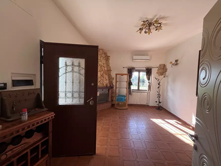 Immagine 12 di Casa indipendente in vendita  in VIA ETNA a Aprilia