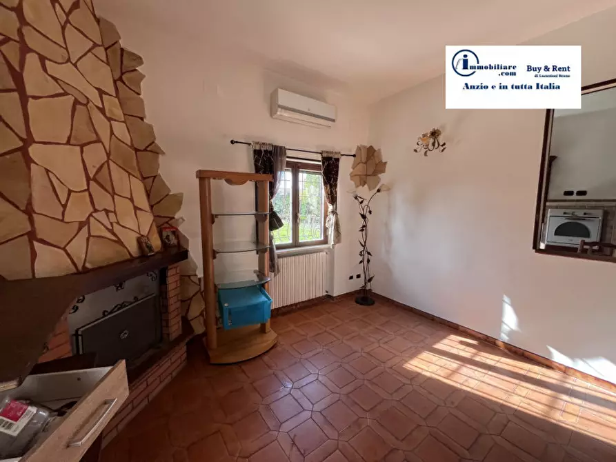 Immagine 14 di Casa indipendente in vendita  in VIA ETNA a Aprilia