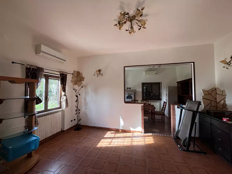 Immagine 15 di Casa indipendente in vendita  in VIA ETNA a Aprilia