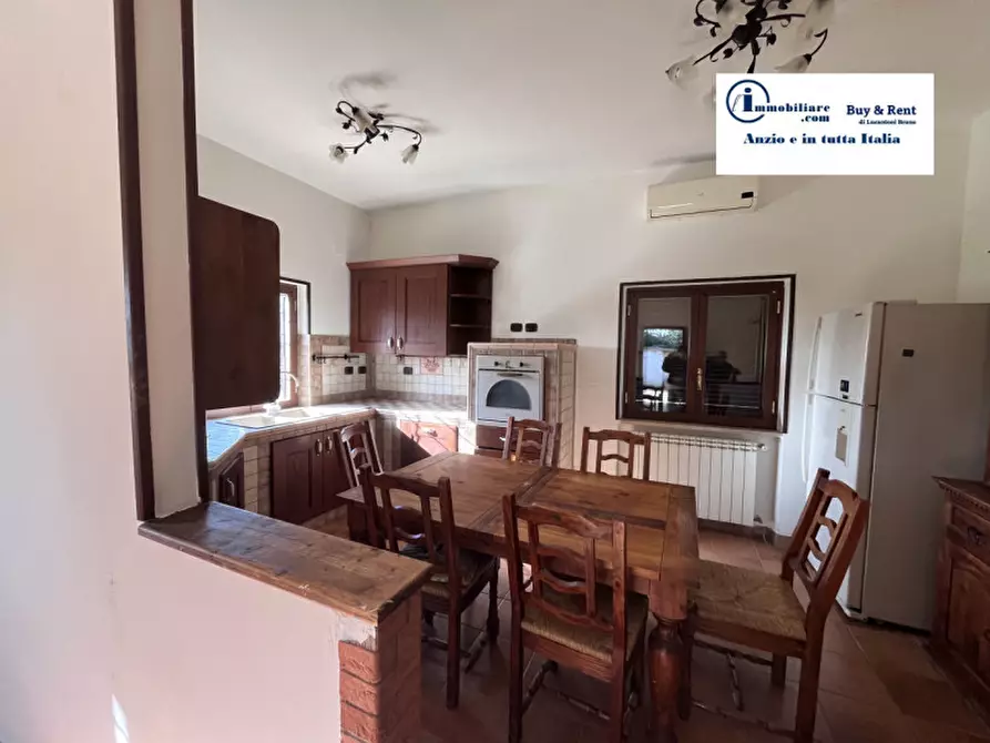 Immagine 18 di Casa indipendente in vendita  in VIA ETNA a Aprilia