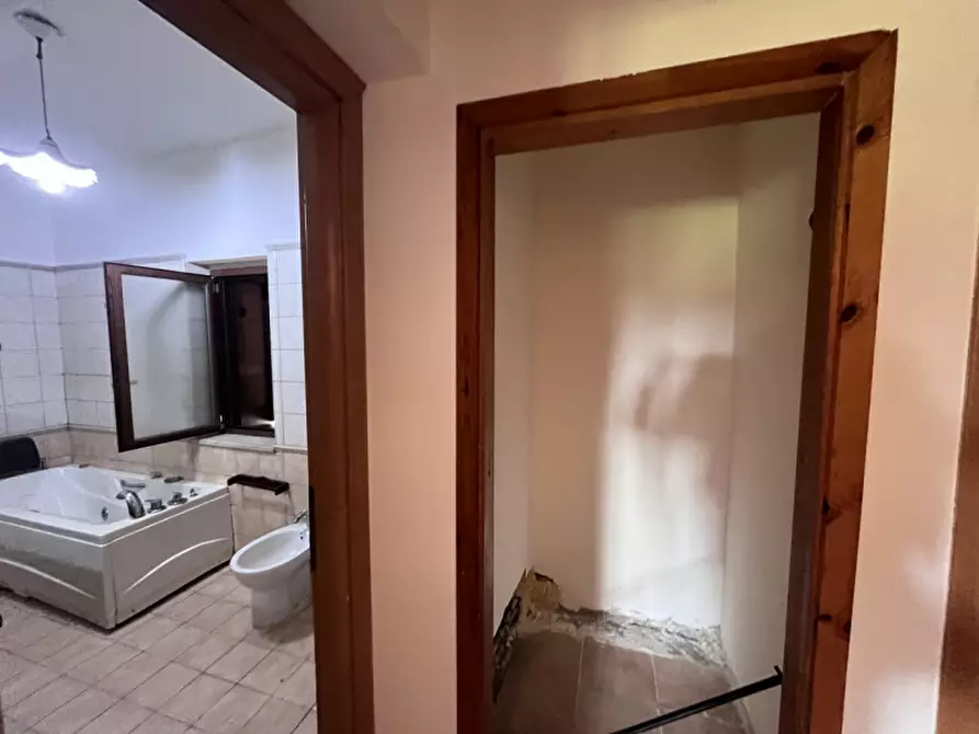 Immagine 18 di Casa indipendente in vendita  in VIA ETNA a Aprilia