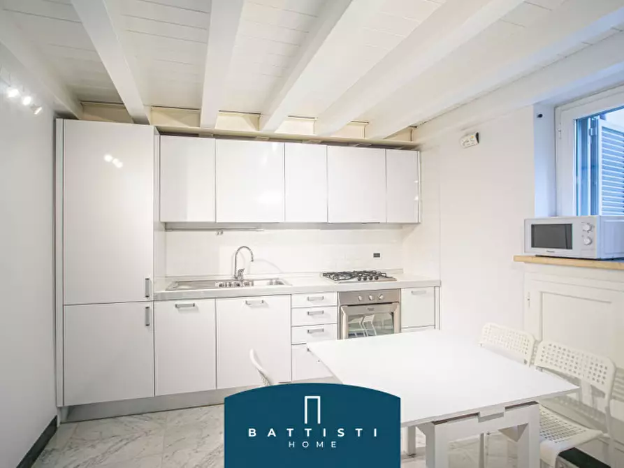 Immagine 8 di Appartamento in affitto  in Piazza Barberini a Roma