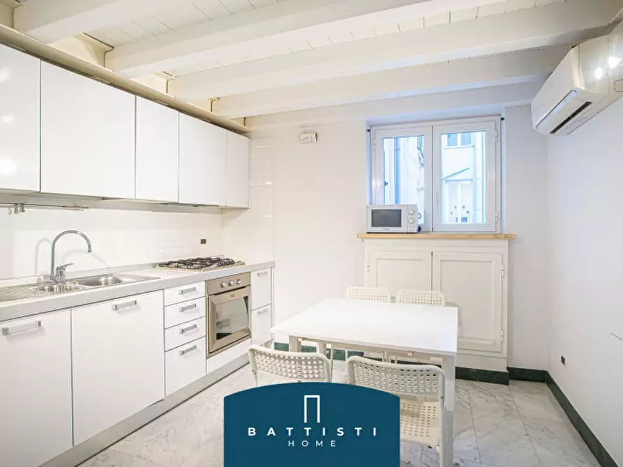 Immagine 10 di Appartamento in affitto  in Piazza Barberini a Roma