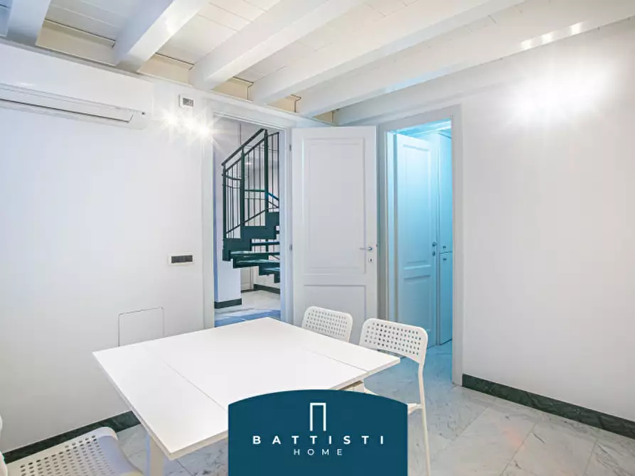 Immagine 12 di Appartamento in affitto  in Piazza Barberini a Roma