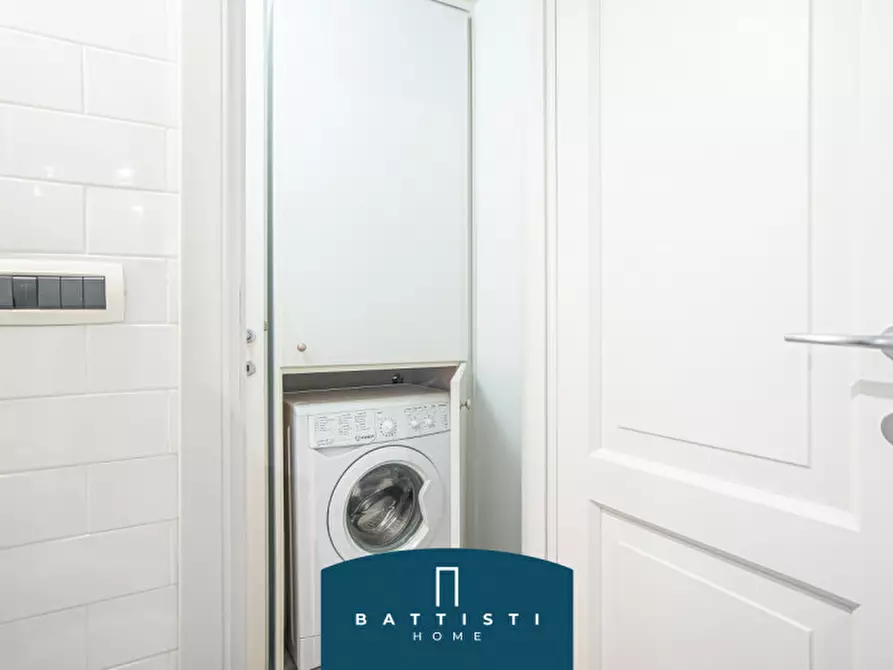 Immagine 16 di Appartamento in affitto  in Piazza Barberini a Roma