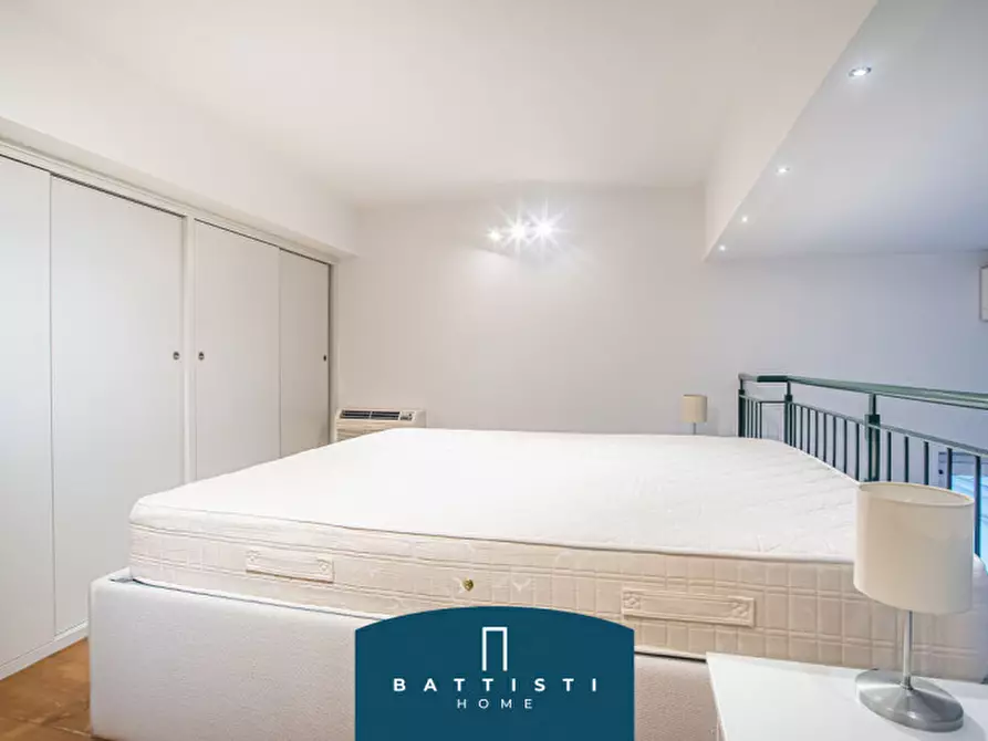 Immagine 17 di Appartamento in affitto  in Piazza Barberini a Roma