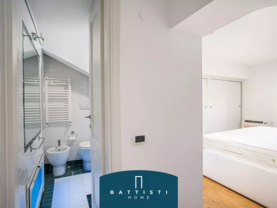 Immagine 20 di Appartamento in affitto  in Piazza Barberini a Roma