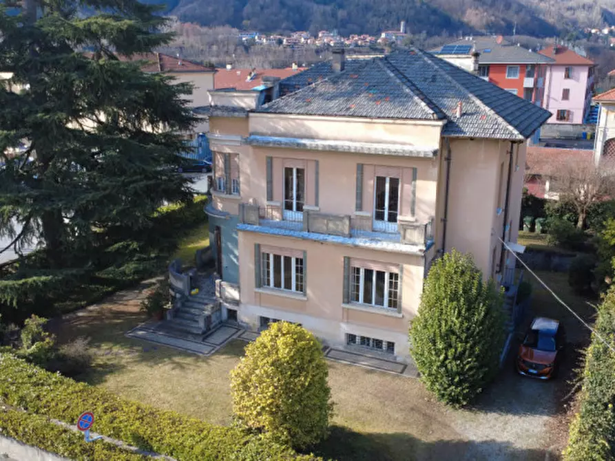 Immagine 1 di Villa in vendita  in VIA NICOLAO SOTTILE 30 a Borgosesia