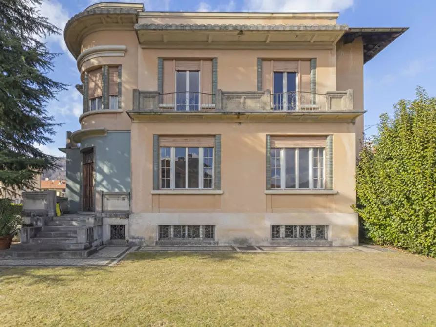 Immagine 2 di Villa in vendita  in VIA NICOLAO SOTTILE 30 a Borgosesia