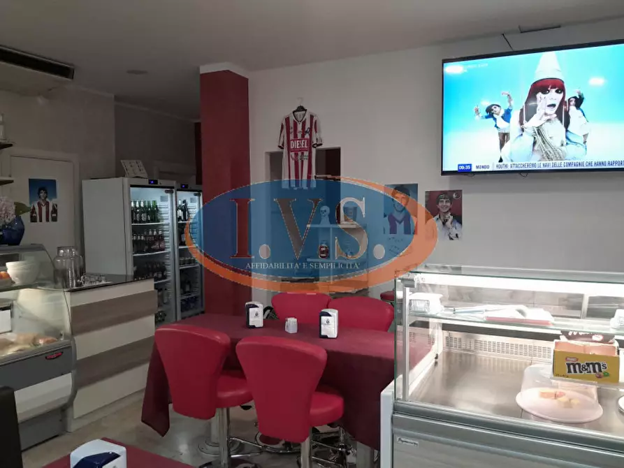 Immagine 8 di Attività commerciale in vendita  in Via Arzignano 9/11 a Vicenza