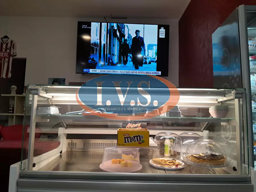 Immagine 12 di Attività commerciale in vendita  in Via Arzignano 9/11 a Vicenza