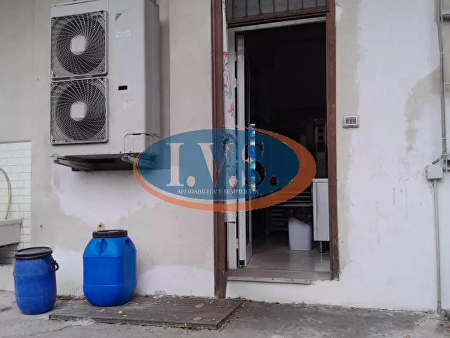 Immagine 26 di Attività commerciale in vendita  in Via Arzignano 9/11 a Vicenza