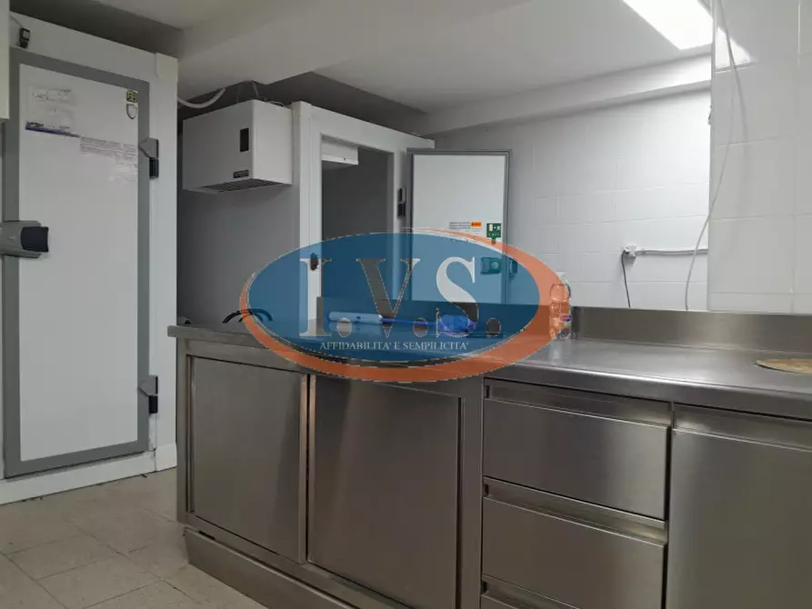 Immagine 29 di Attività commerciale in vendita  in Via Arzignano 9/11 a Vicenza