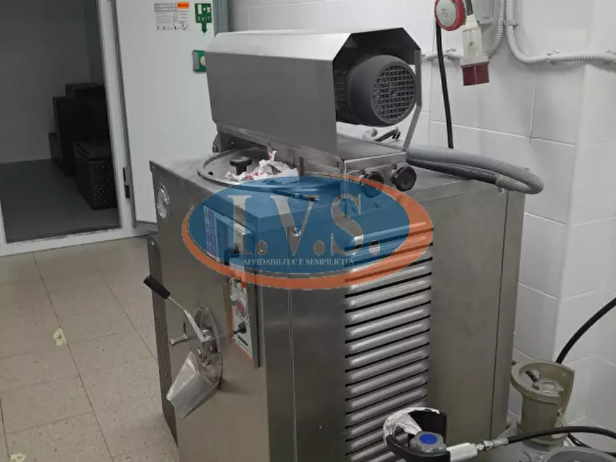 Immagine 31 di Attività commerciale in vendita  in Via Arzignano 9/11 a Vicenza