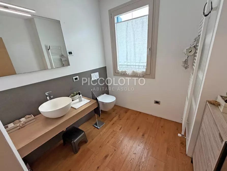 Immagine 10 di Villetta a schiera in vendita  in Via Pieve a Cavaso Del Tomba