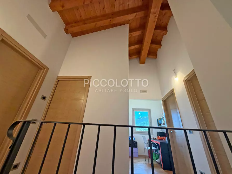 Immagine 20 di Villetta a schiera in vendita  in Via Pieve a Cavaso Del Tomba