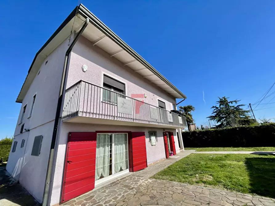 Immagine 2 di Casa indipendente in vendita  in Via Roma a Legnaro