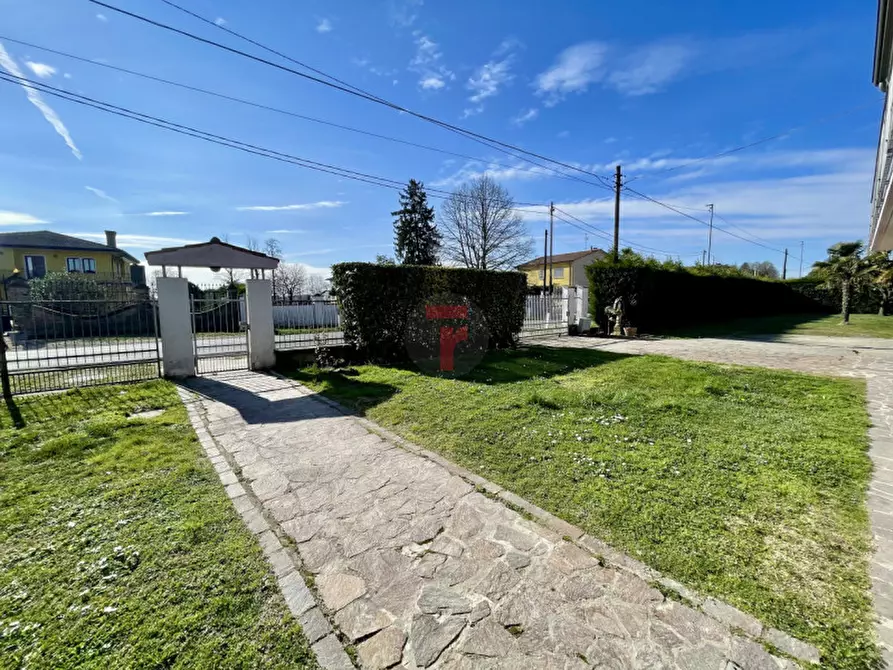 Immagine 3 di Casa indipendente in vendita  in Via Roma a Legnaro