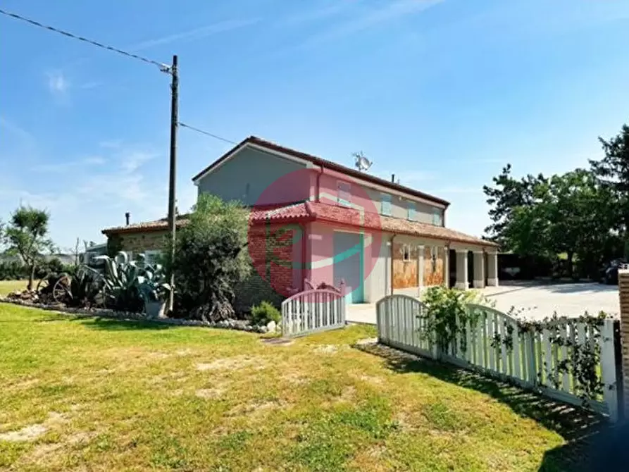 Immagine 2 di Casa indipendente in vendita  a Gambettola