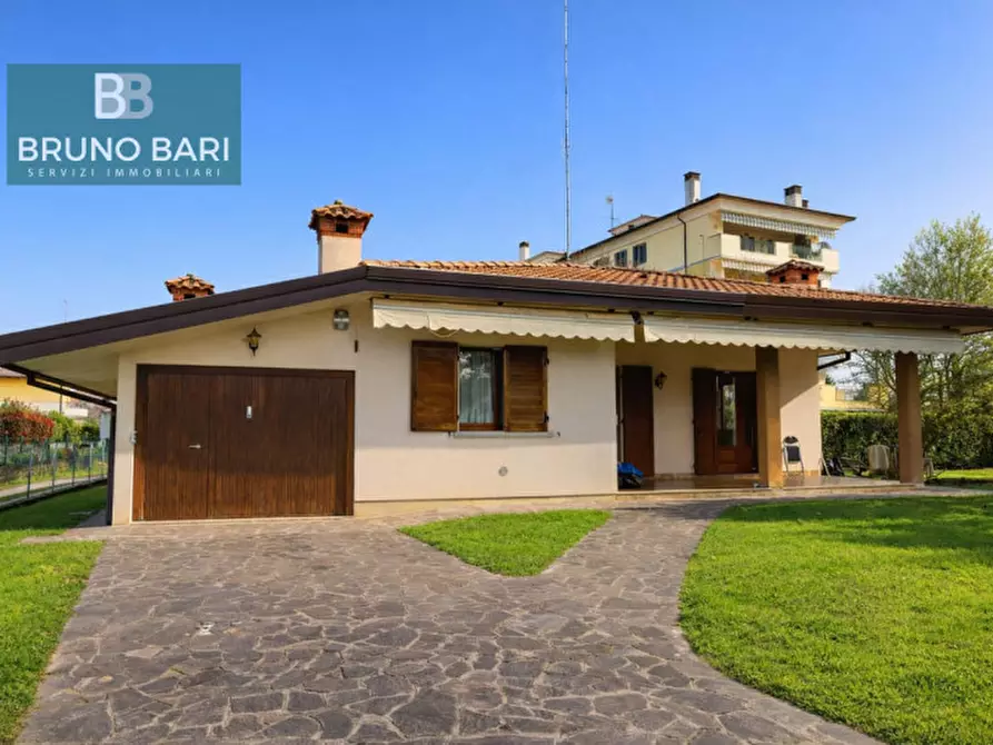 Immagine 1 di Casa indipendente in vendita  in Via Borgo Casoni a Pordenone