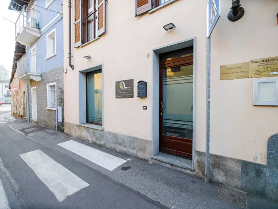Immagine 3 di Negozio in vendita  in via trento 5 a San Benigno Canavese