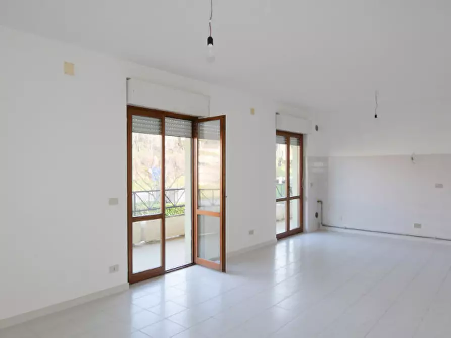 Immagine 6 di Appartamento in vendita  a Collecorvino