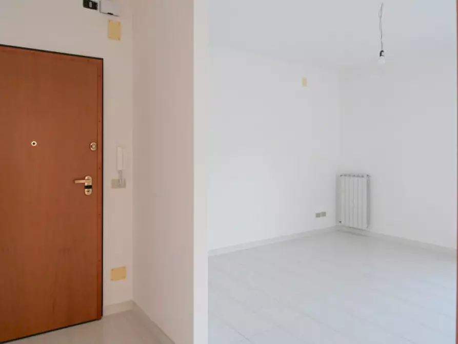 Immagine 11 di Appartamento in vendita  a Collecorvino