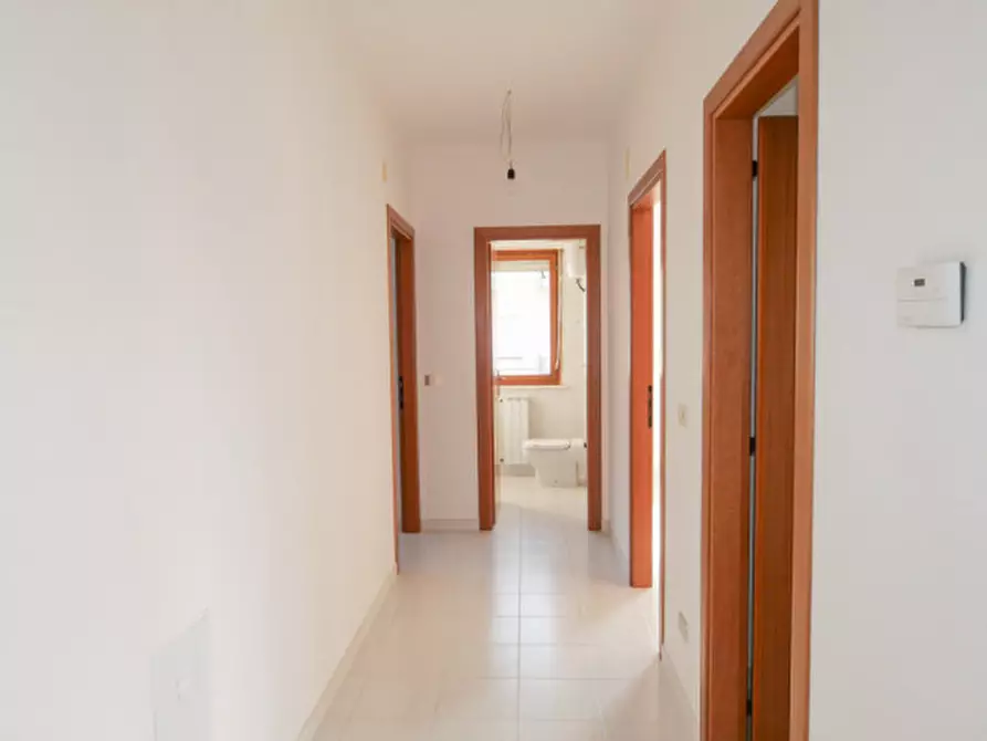 Immagine 12 di Appartamento in vendita  a Collecorvino