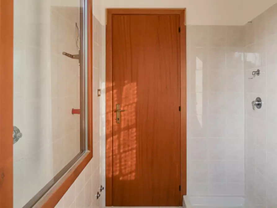 Immagine 23 di Appartamento in vendita  a Collecorvino