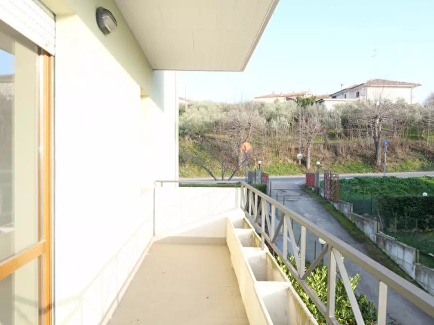 Immagine 31 di Appartamento in vendita  a Collecorvino