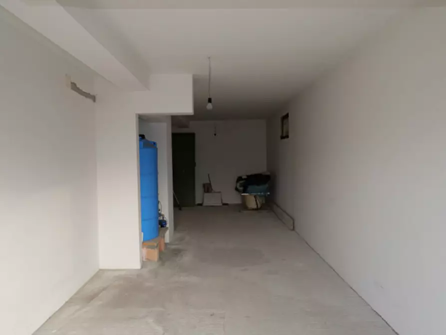 Immagine 32 di Appartamento in vendita  a Collecorvino